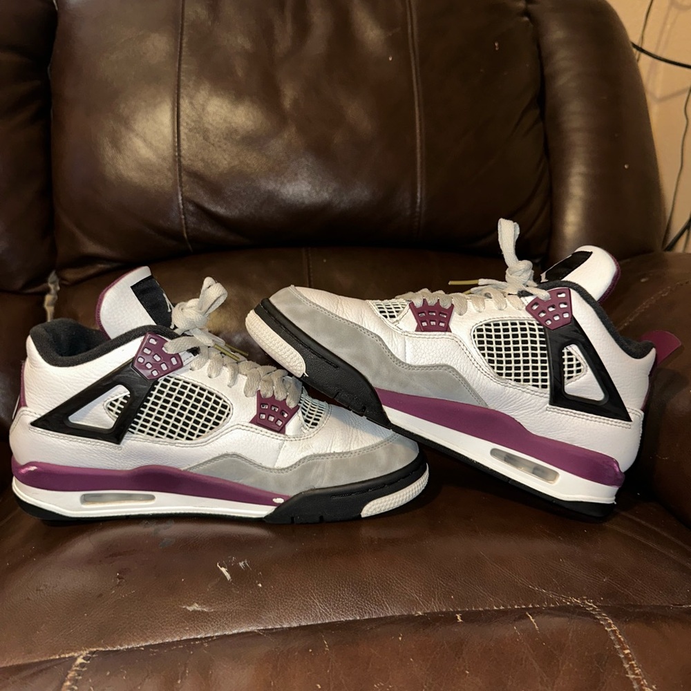 Jordan 4 PSG size 8 Mens USED
